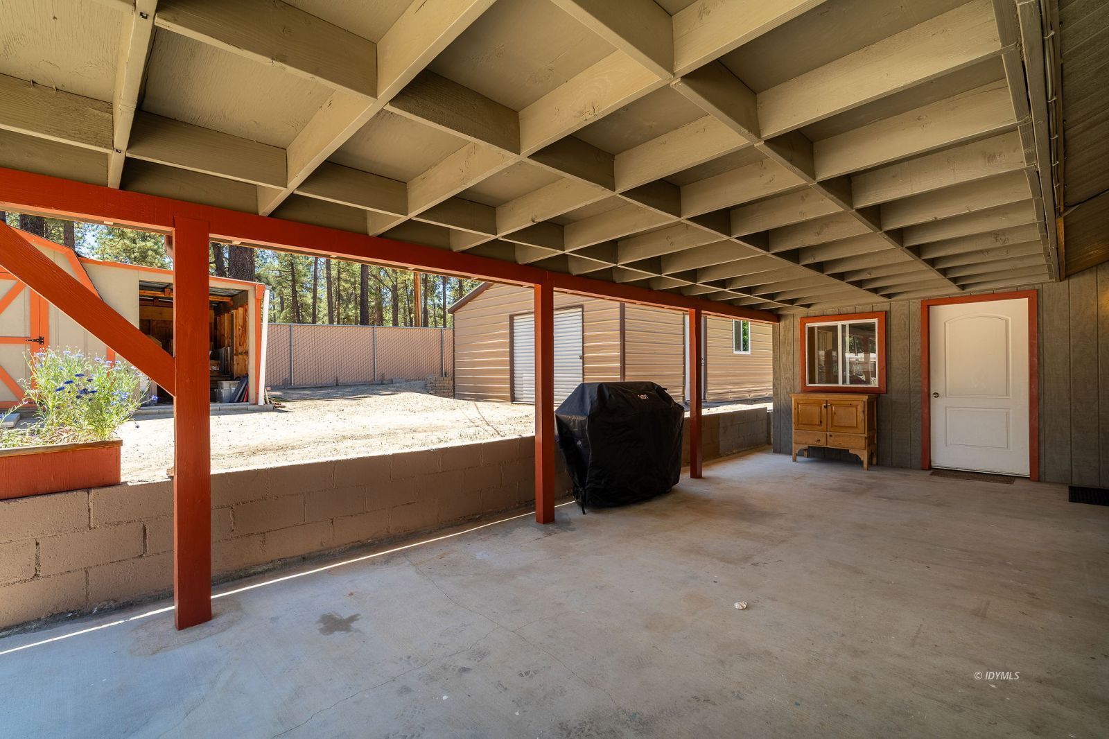 Property Photo 38
