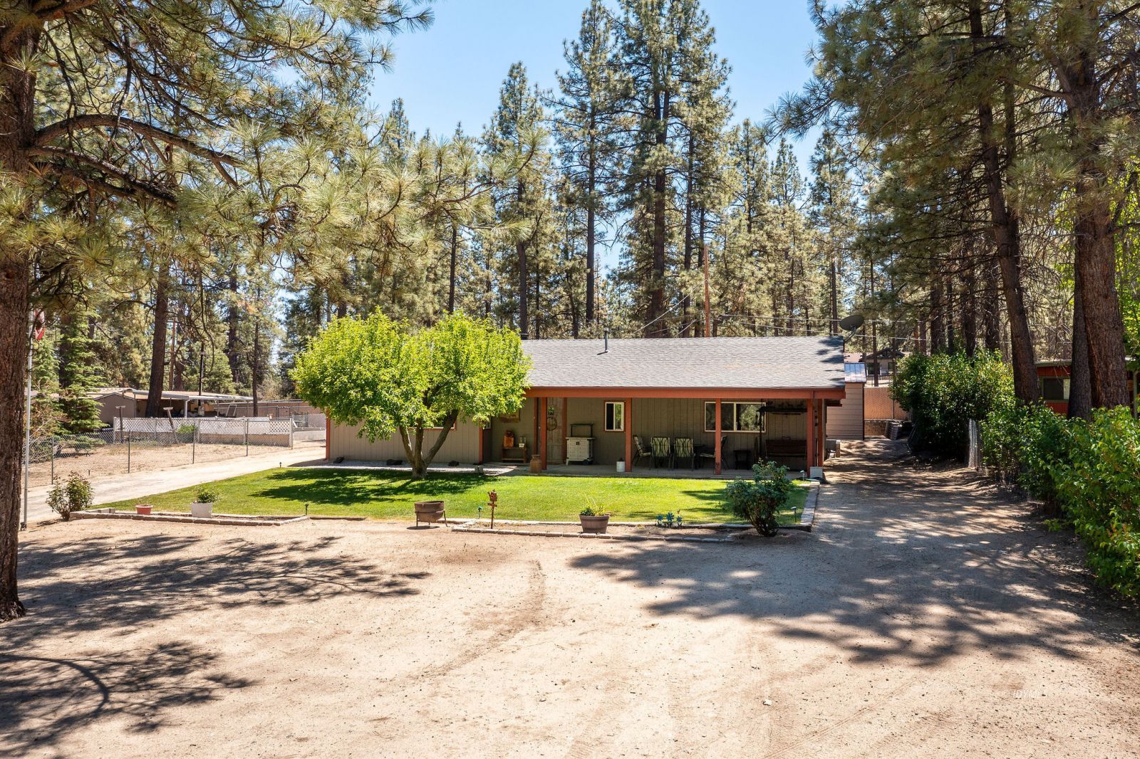 Property Photo 45