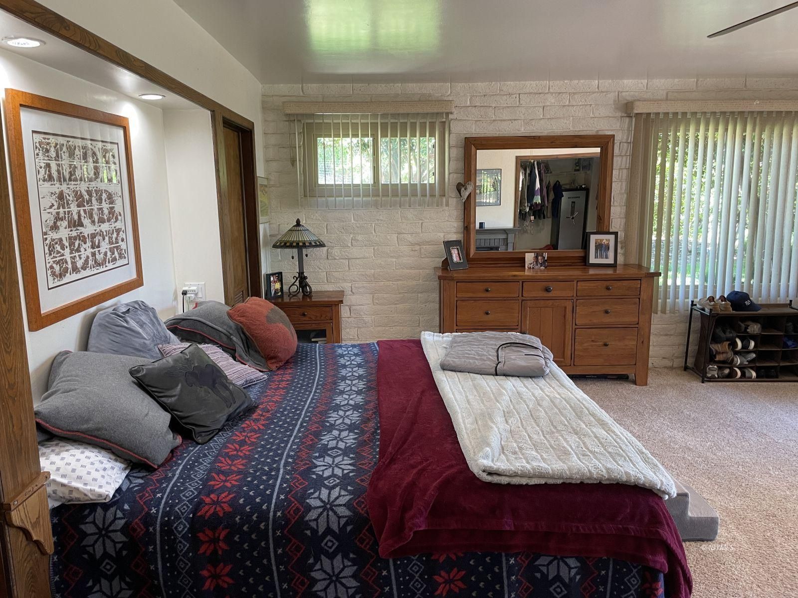Property Photo 36
