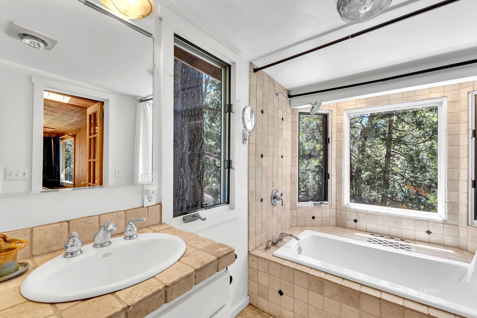 Property Photo 53