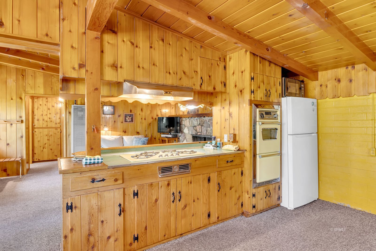 Property Photo 17