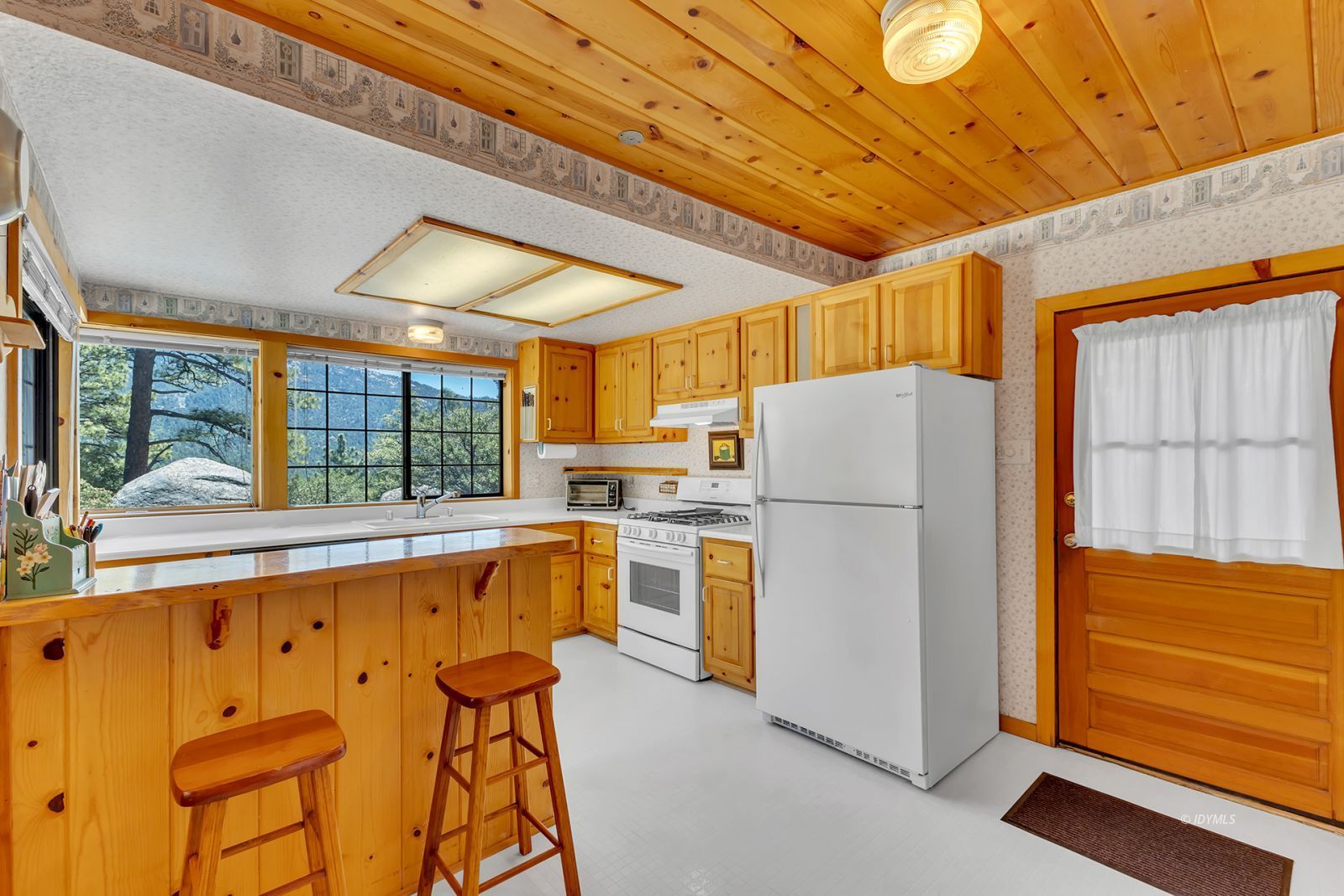 Property Photo 26