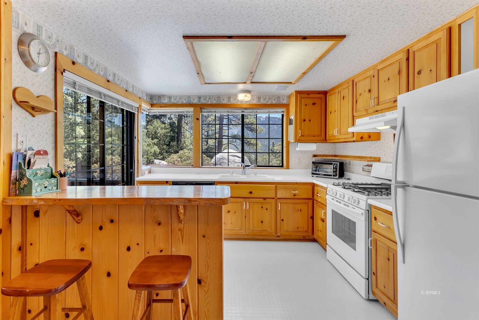 Property Photo 27