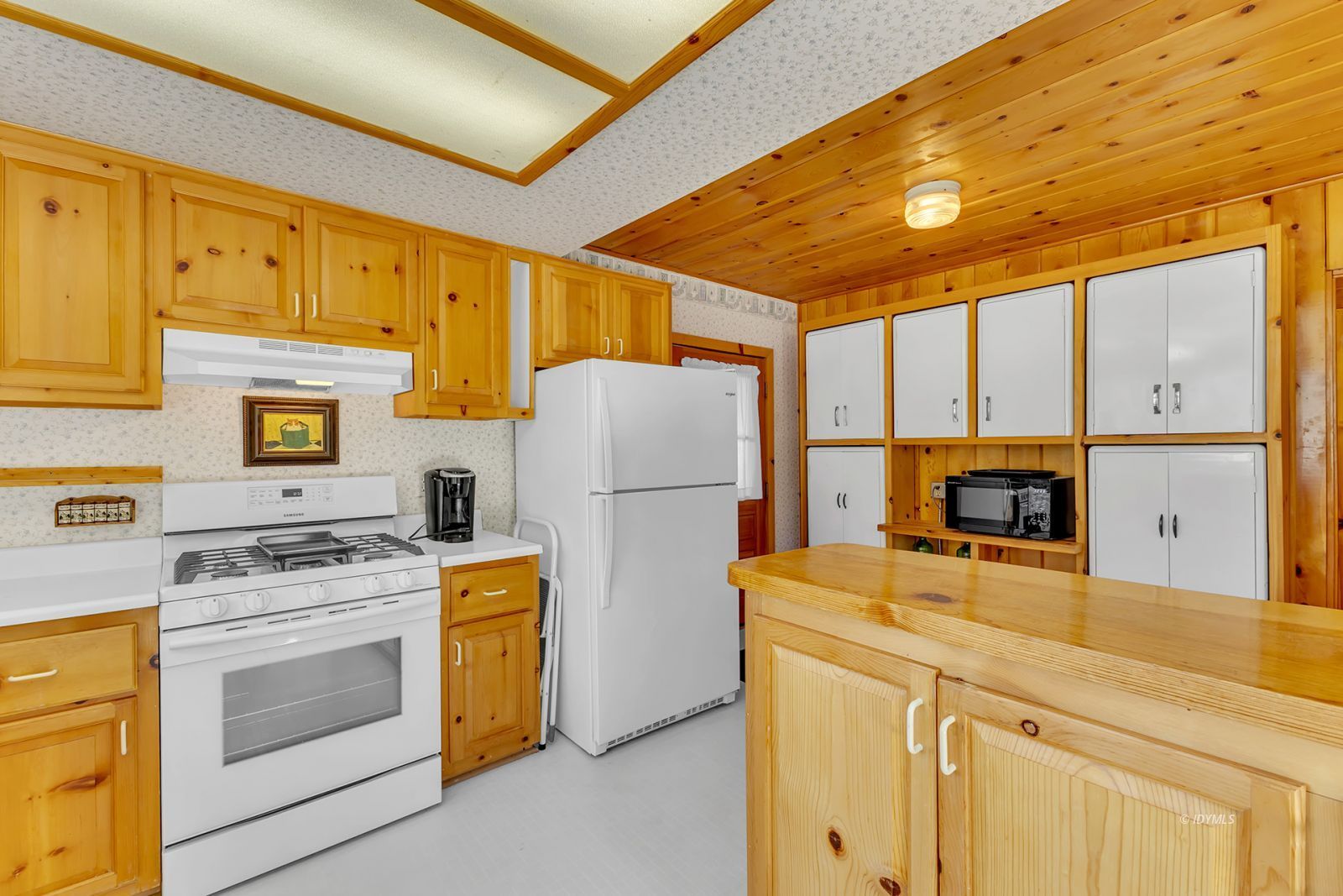 Property Photo 32