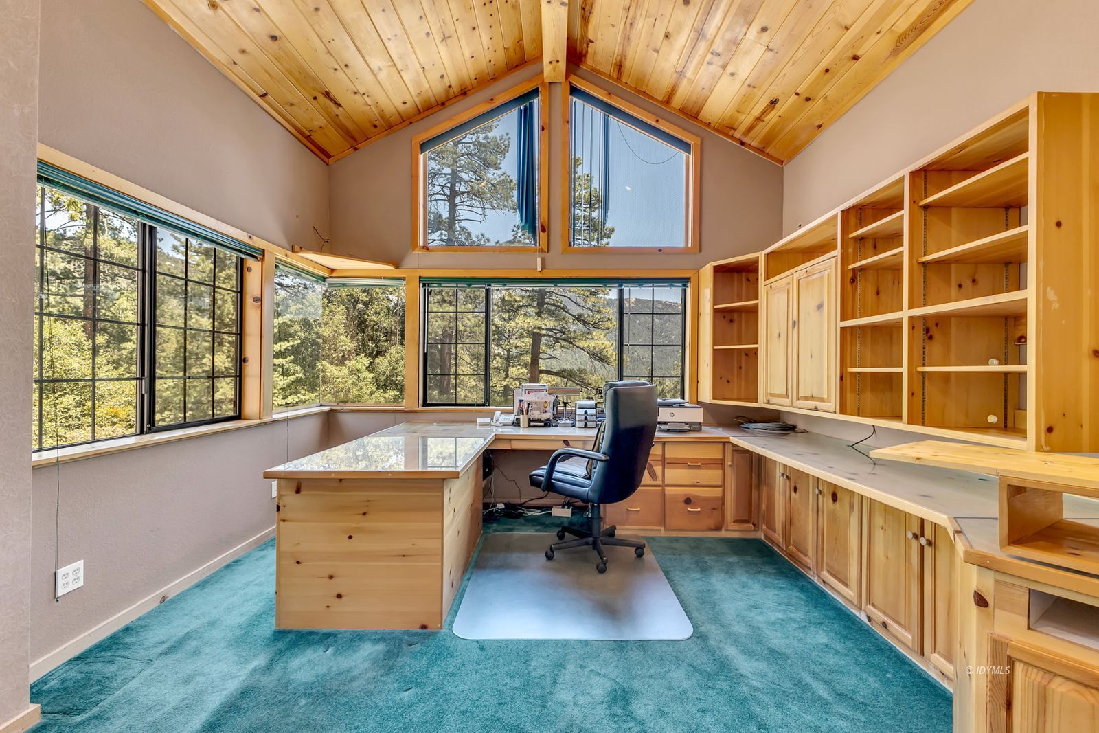 Property Photo 44
