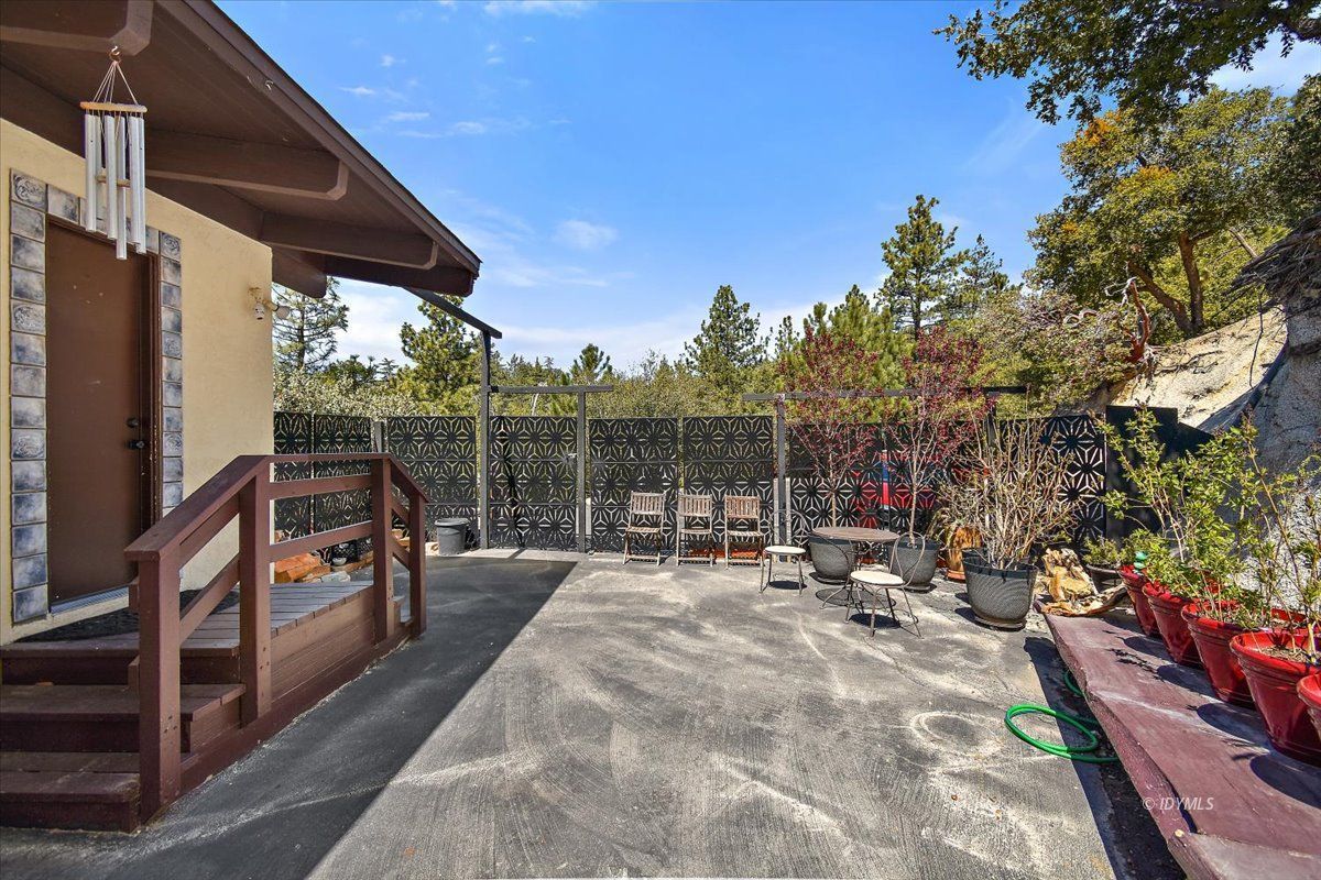 Property Photo 26