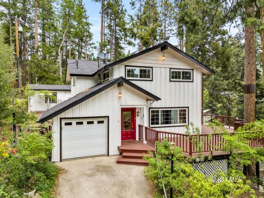 feature listing property photo