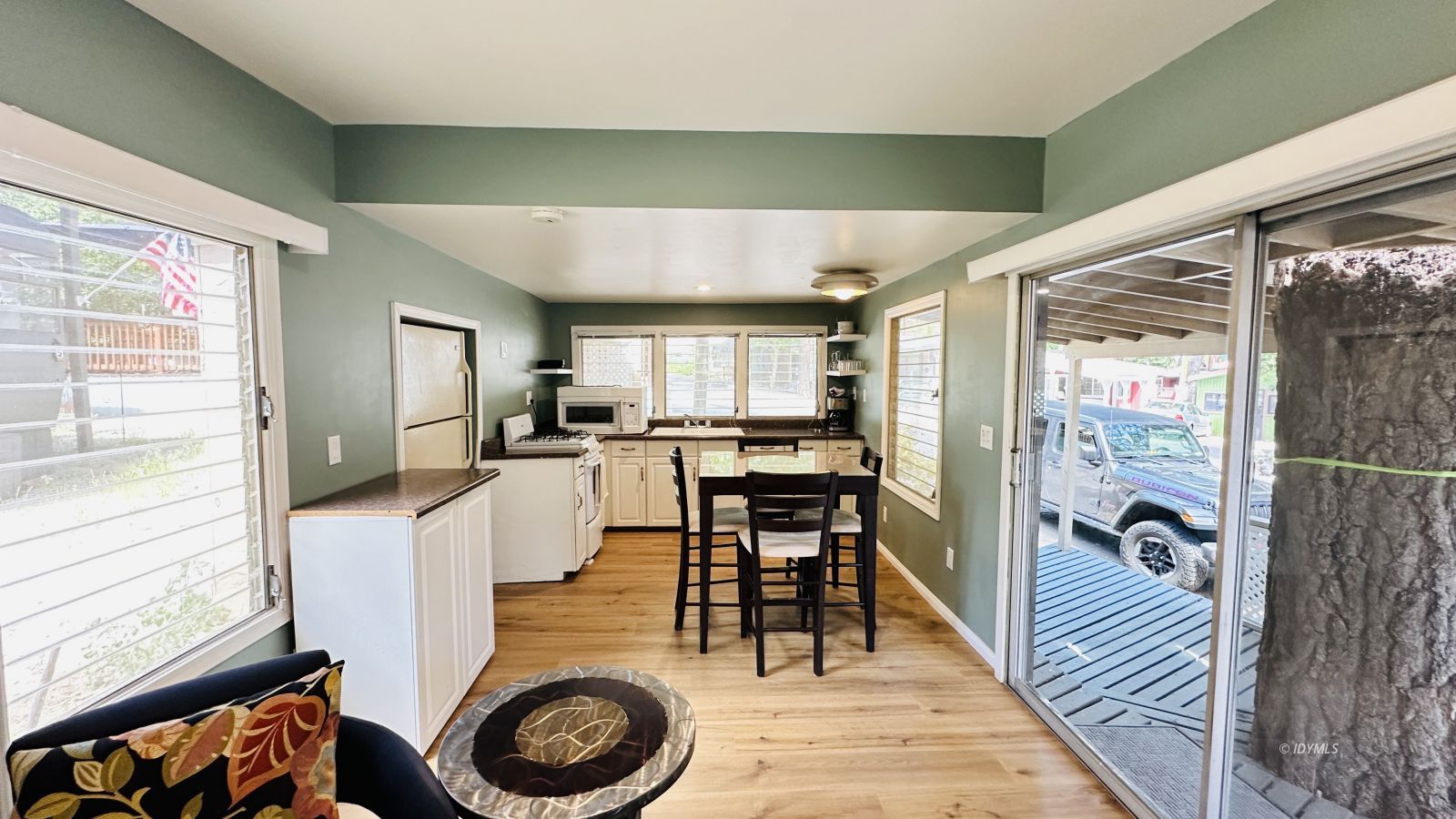 Property Photo 5