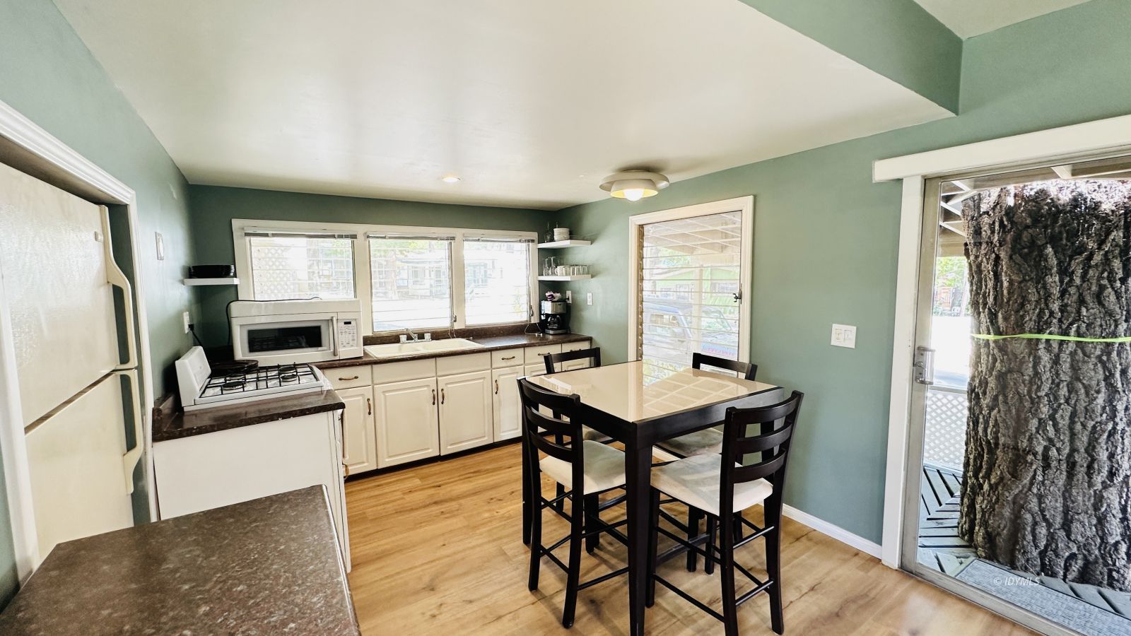 Property Photo 7