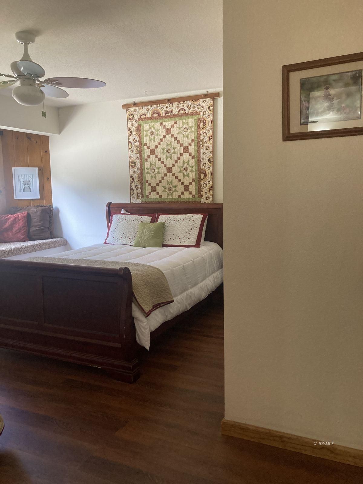 Property Photo 38