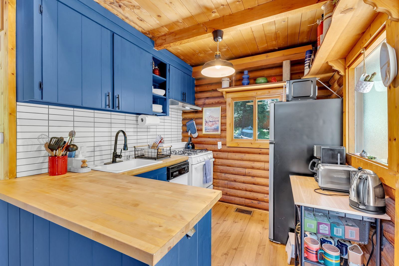 Property Photo 23