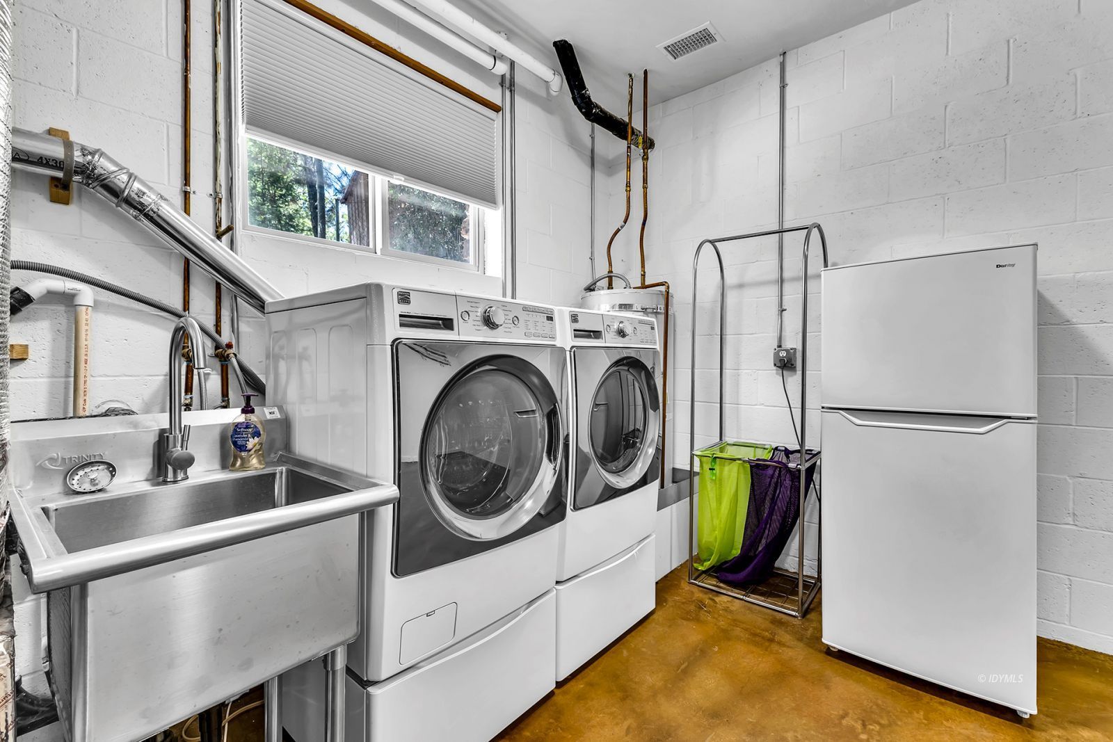Property Photo 87