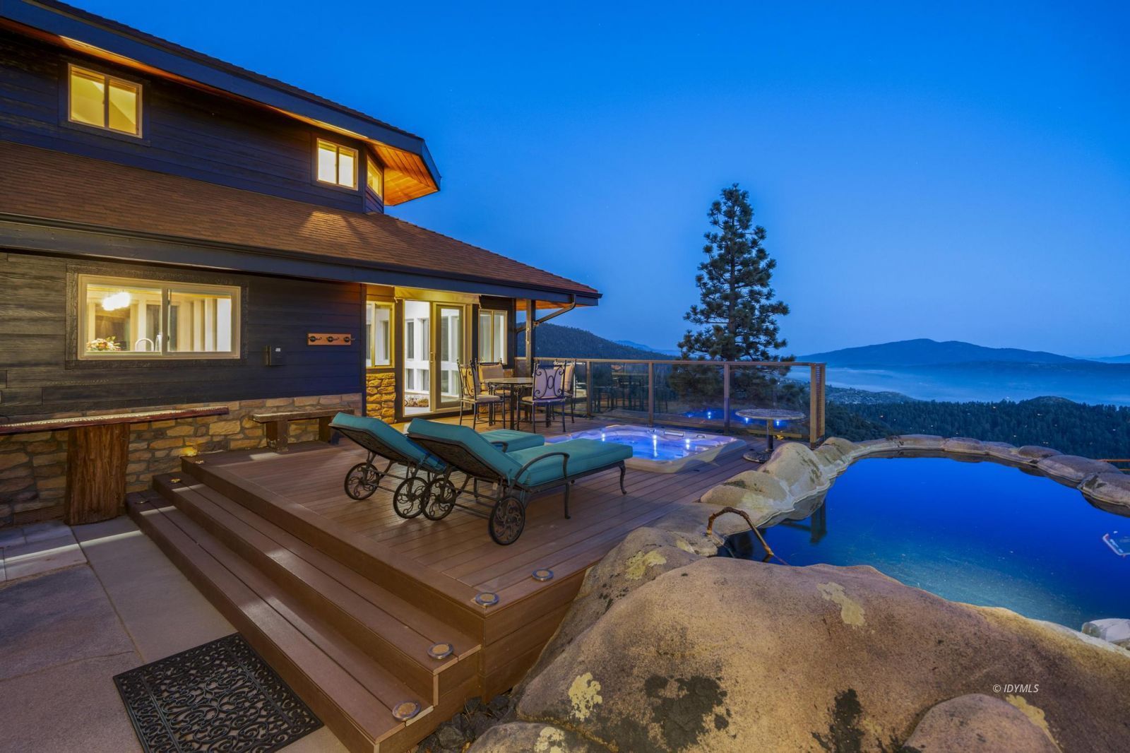 Property Photo 46