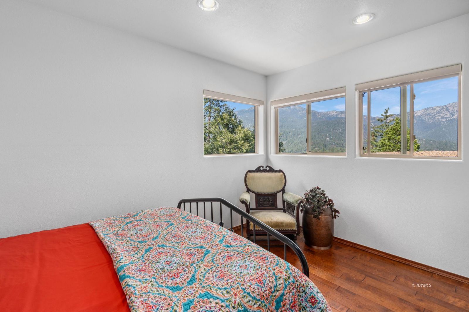 Property Photo 39