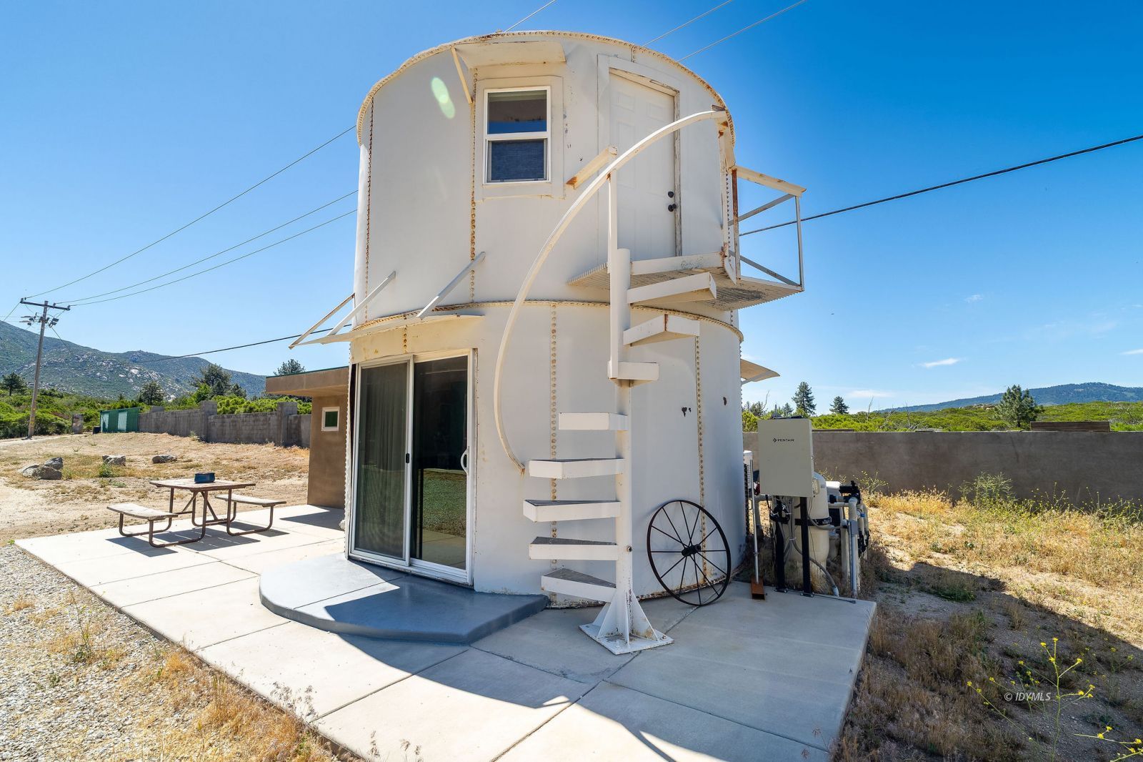 Property Photo 14