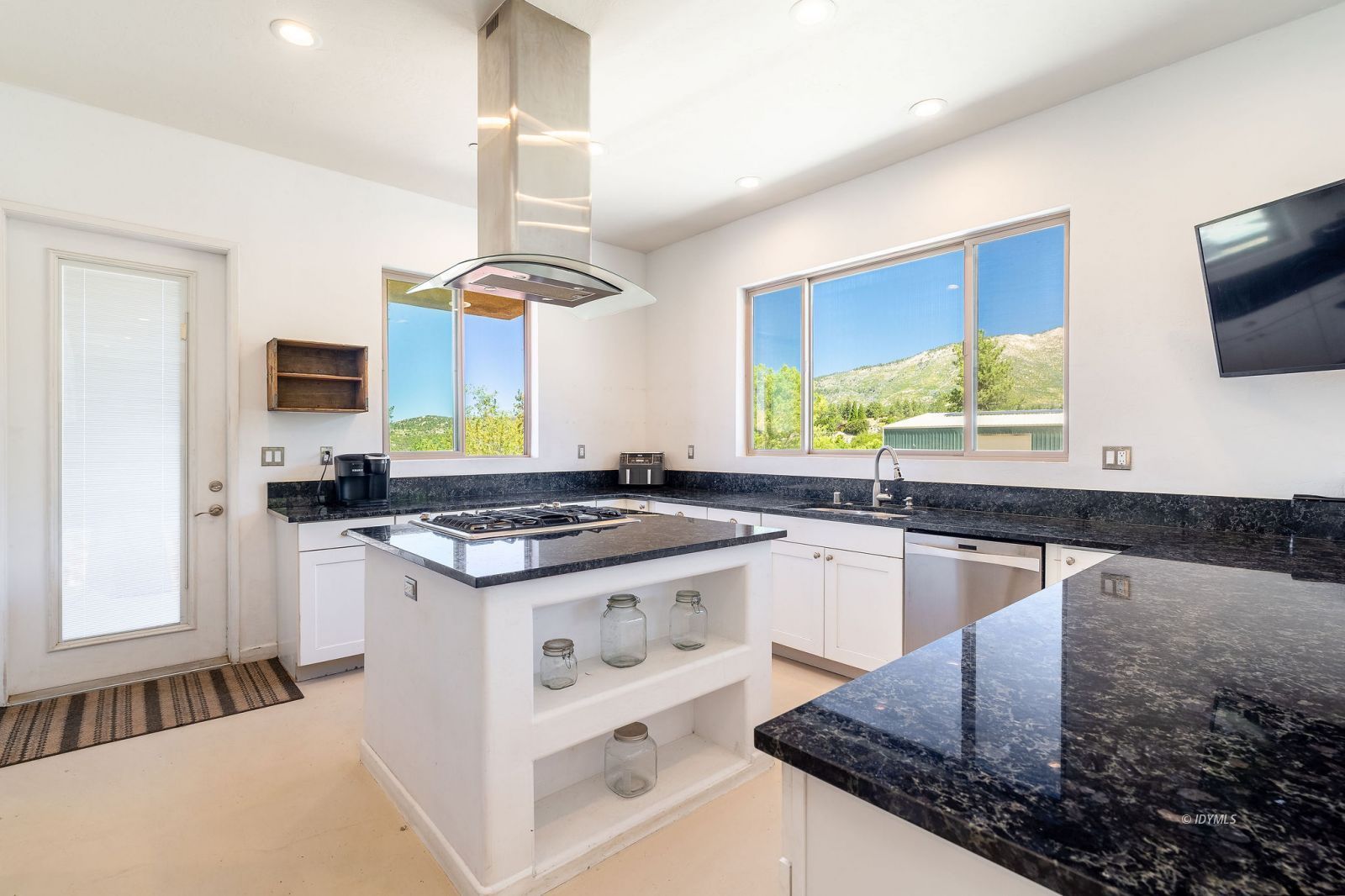 Property Photo 24