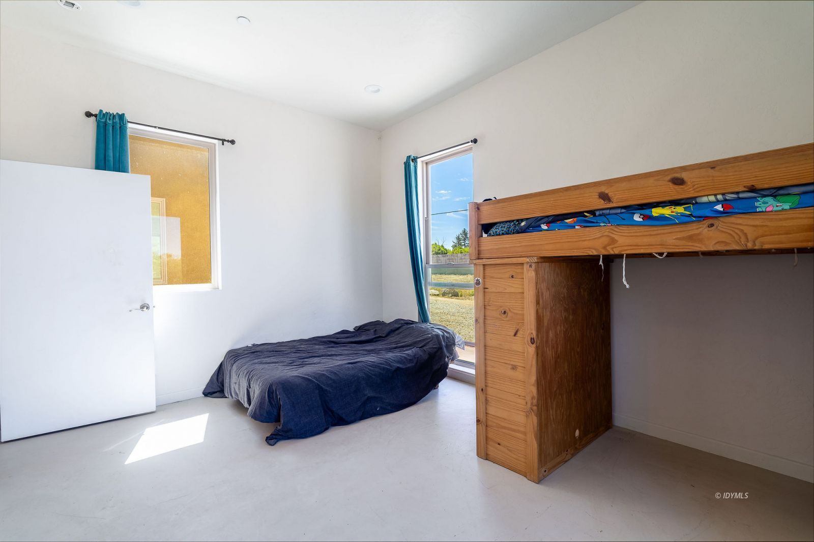 Property Photo 31