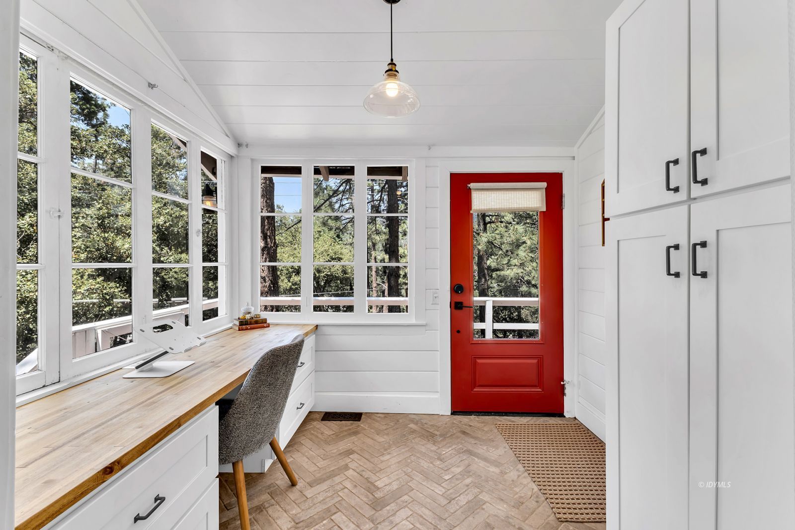 Property Photo 25