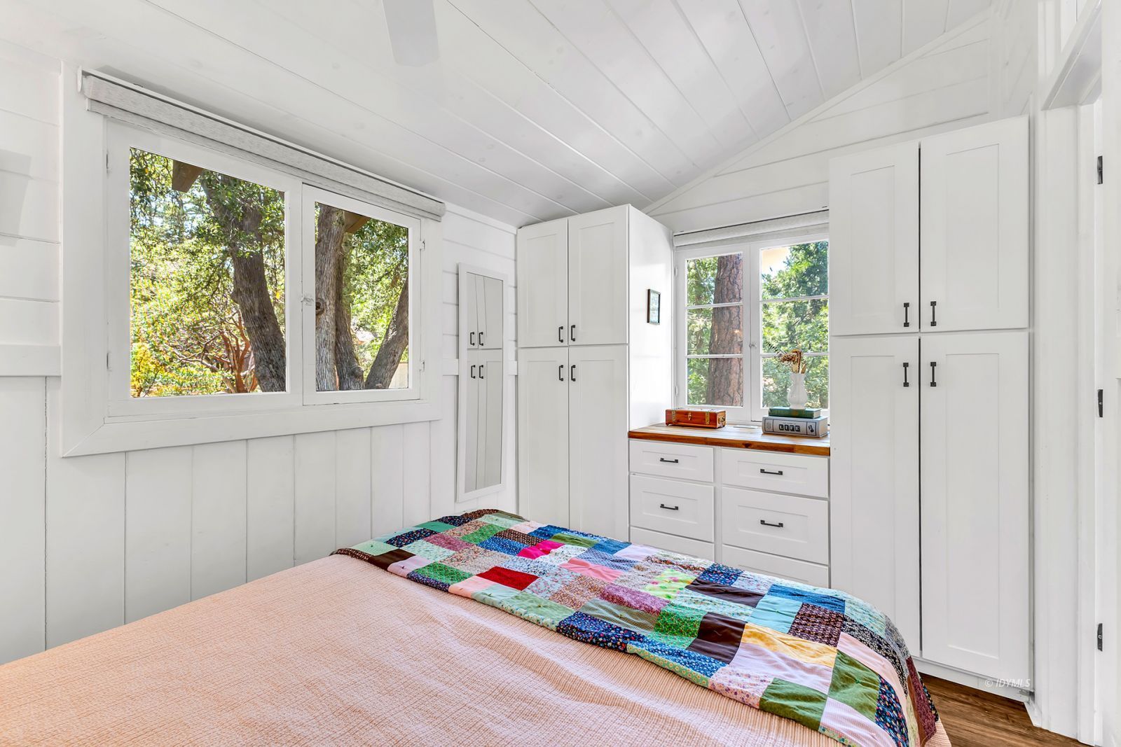 Property Photo 44
