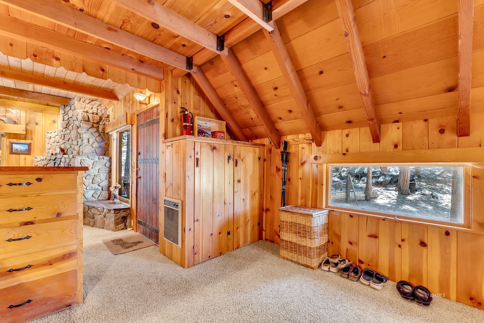 Property Photo 33