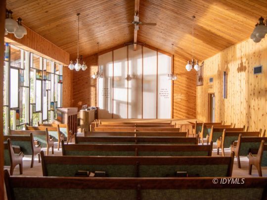 feature listing property photo