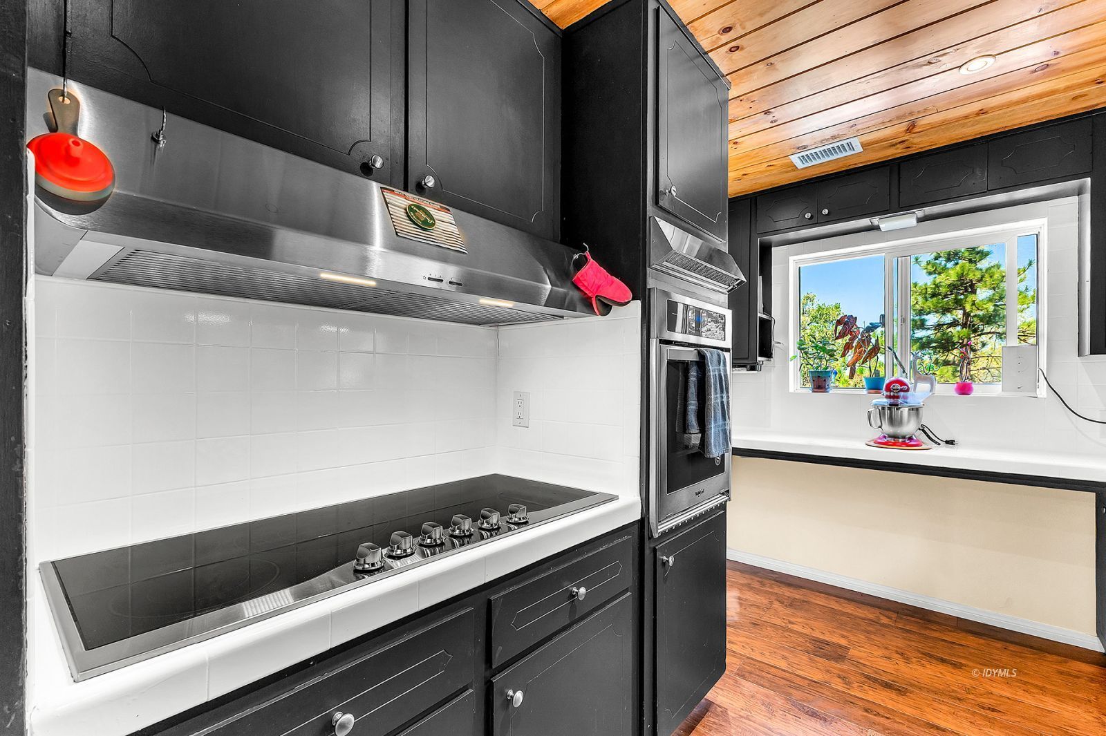 Property Photo 39