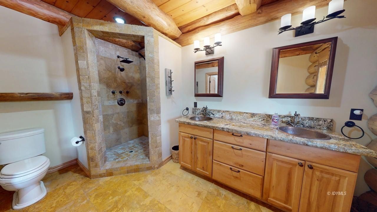 Property Photo 37
