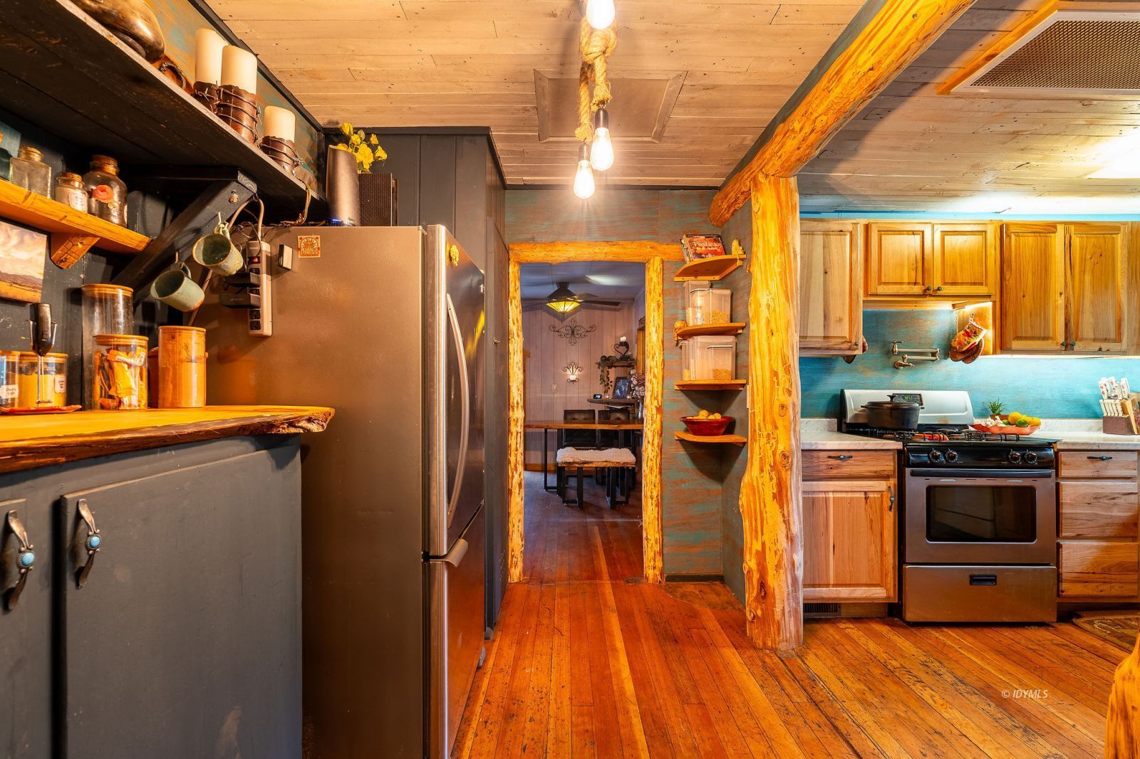 Property Photo 33