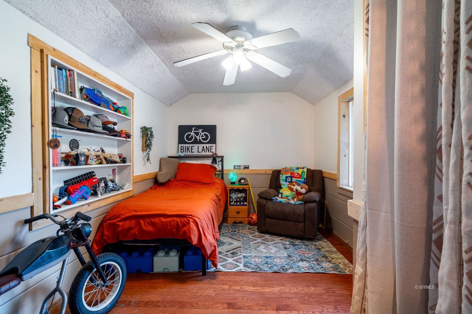 Property Photo 31