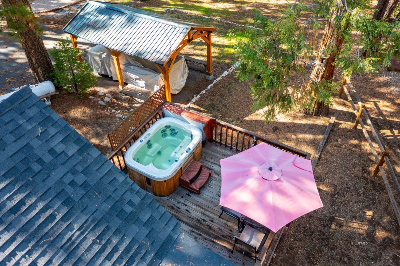 Property Photo 33