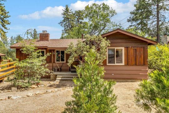 feature listing property photo