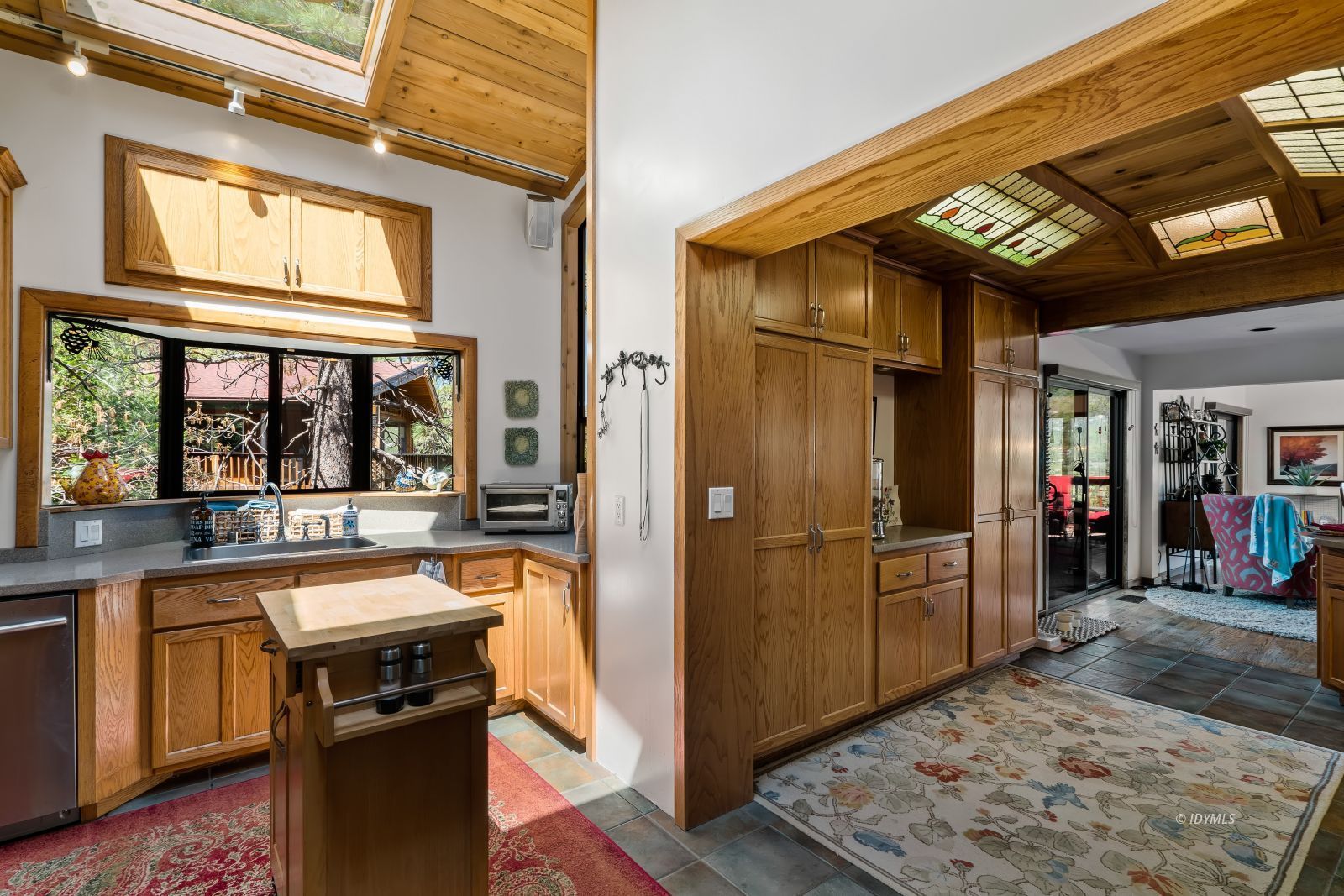 Property Photo 28
