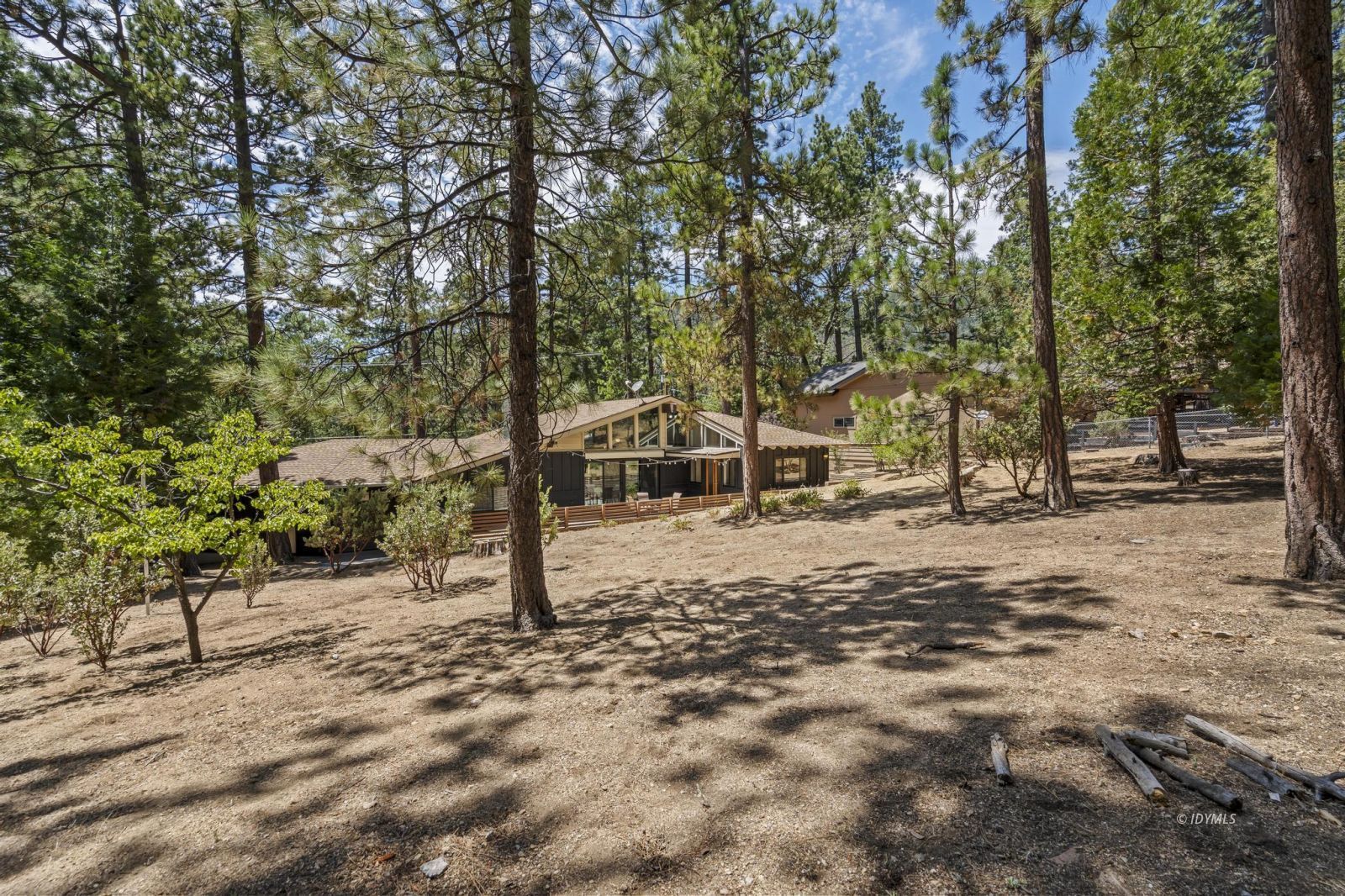 Property Photo 31