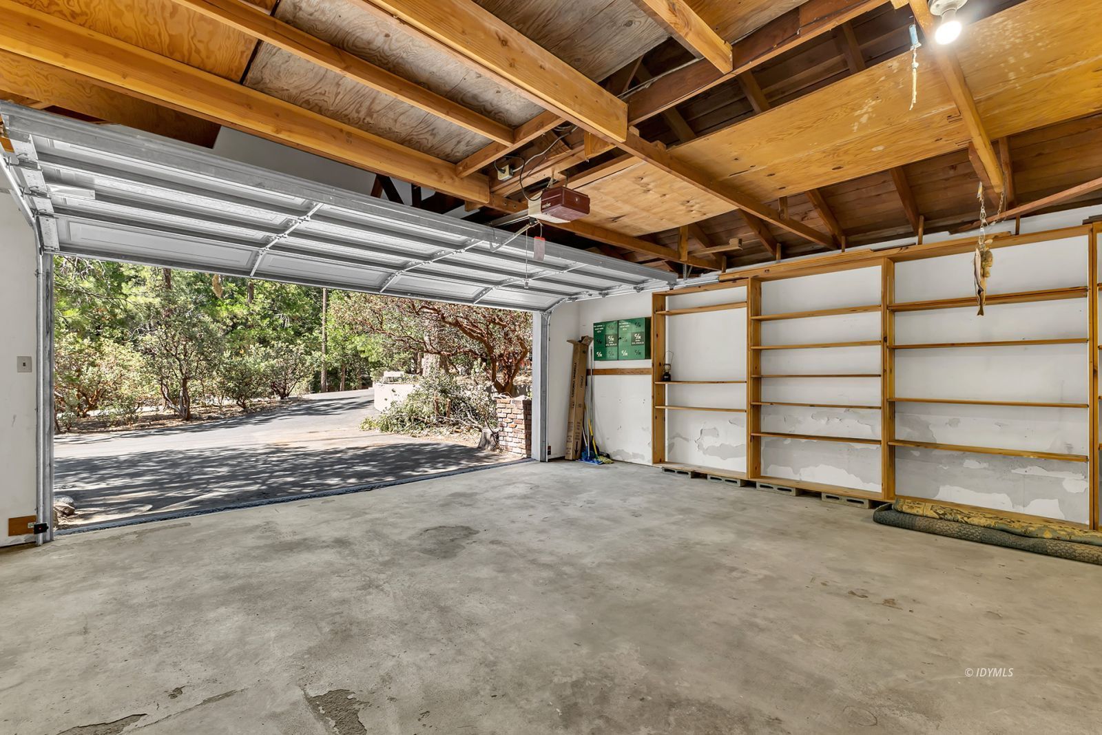 Property Photo 40