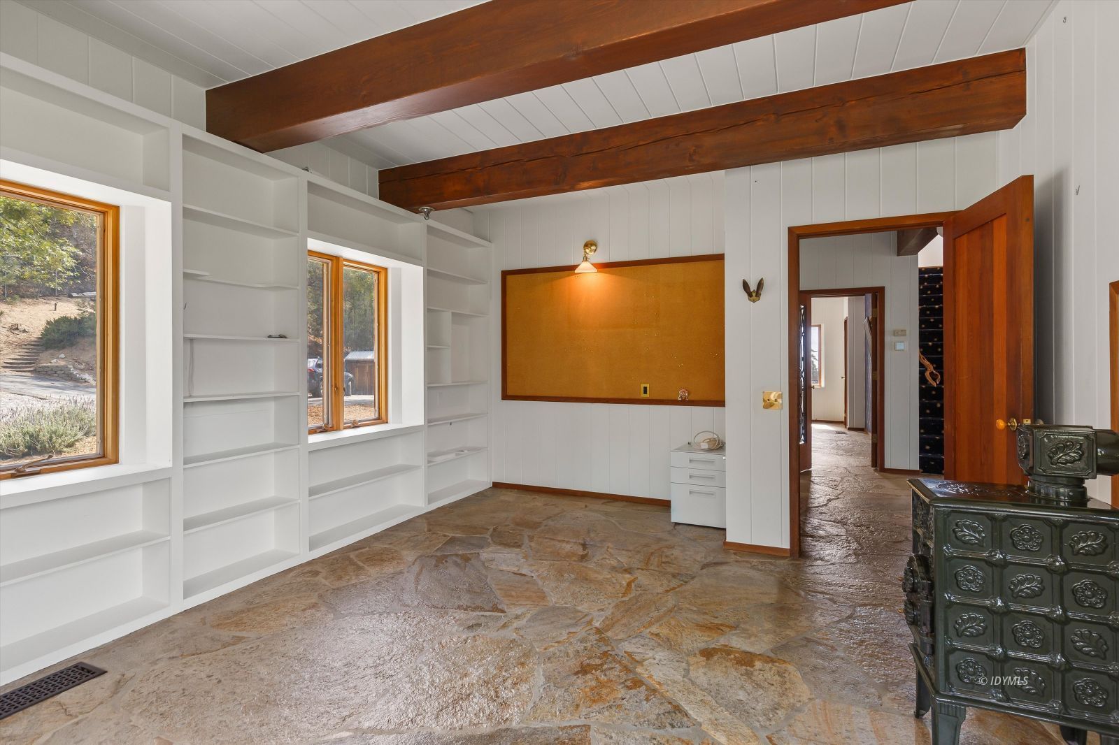 Property Photo 17