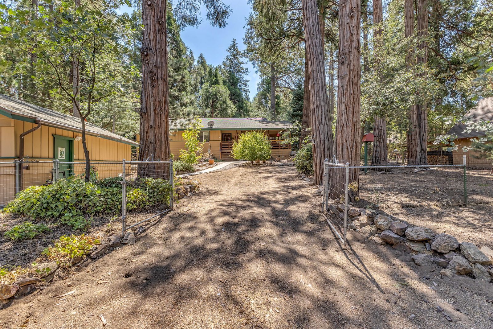 Property Photo 16
