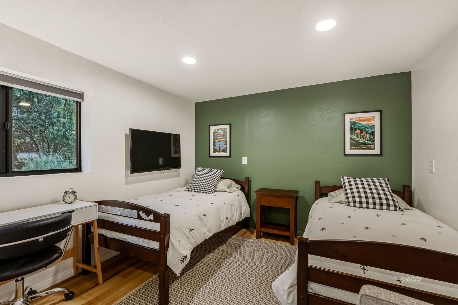 Property Photo 34