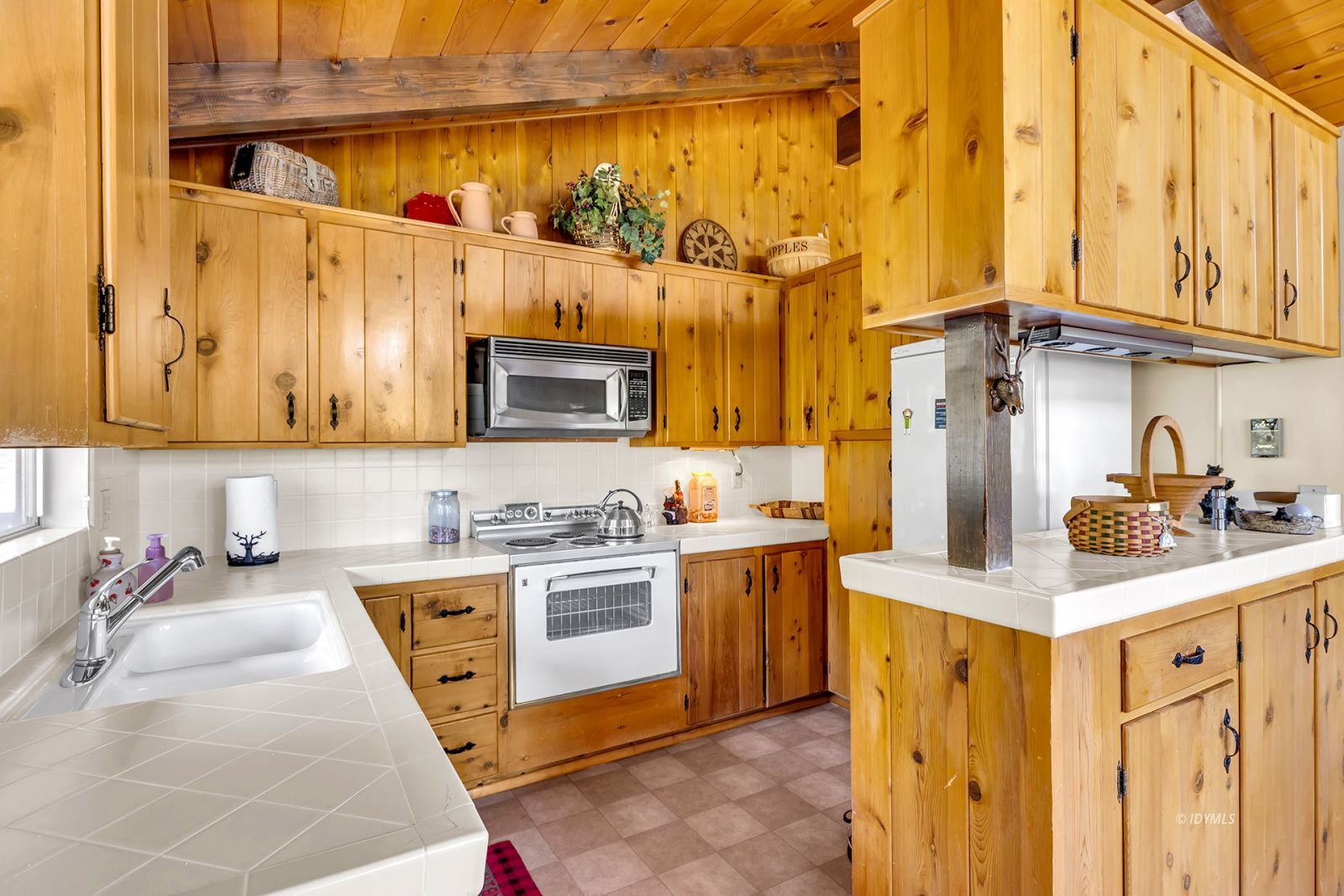 Property Photo 27
