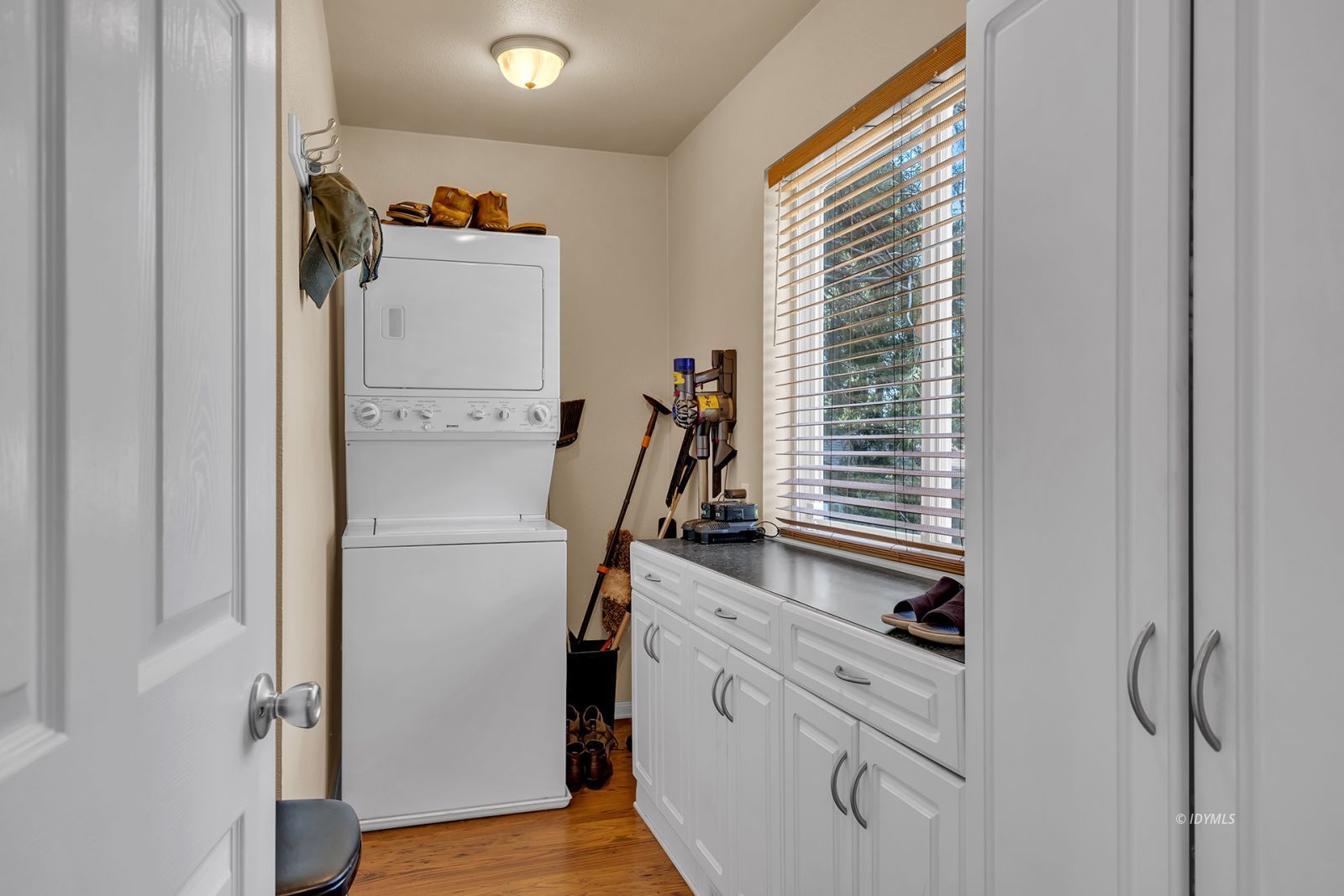 Property Photo 23