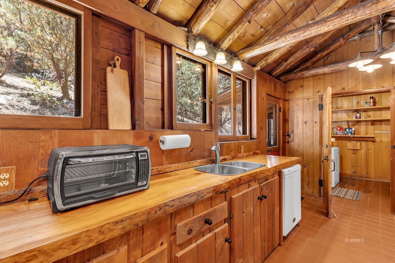 Property Photo 43