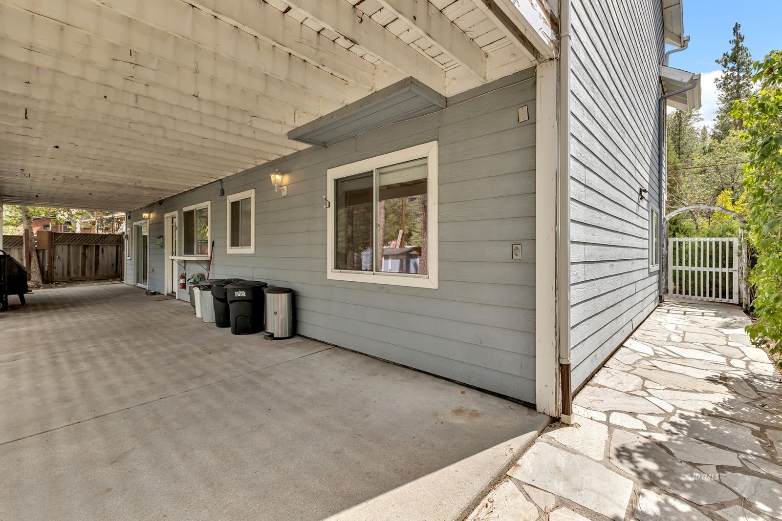 Property Photo 50