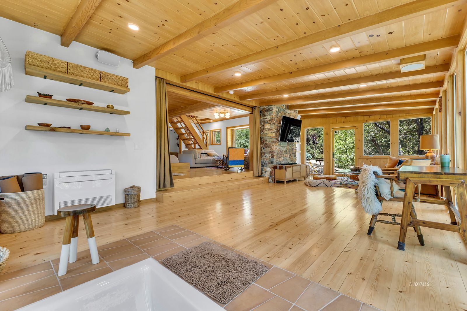 Property Photo 74