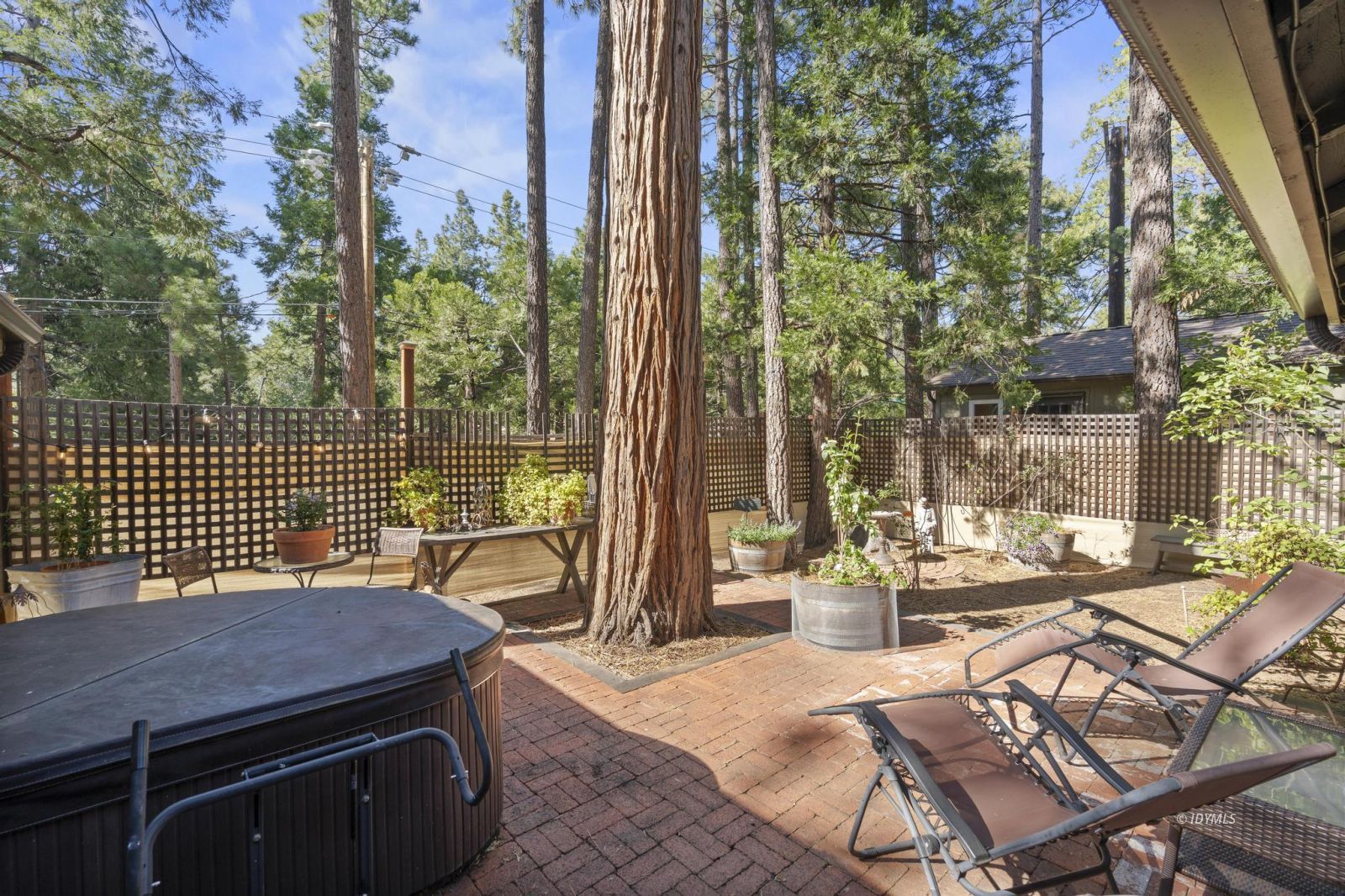 Property Photo 22