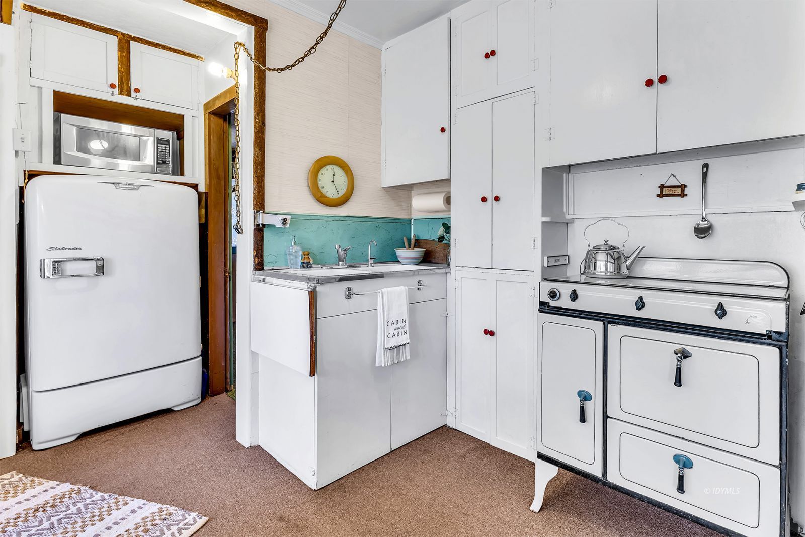 Property Photo 16