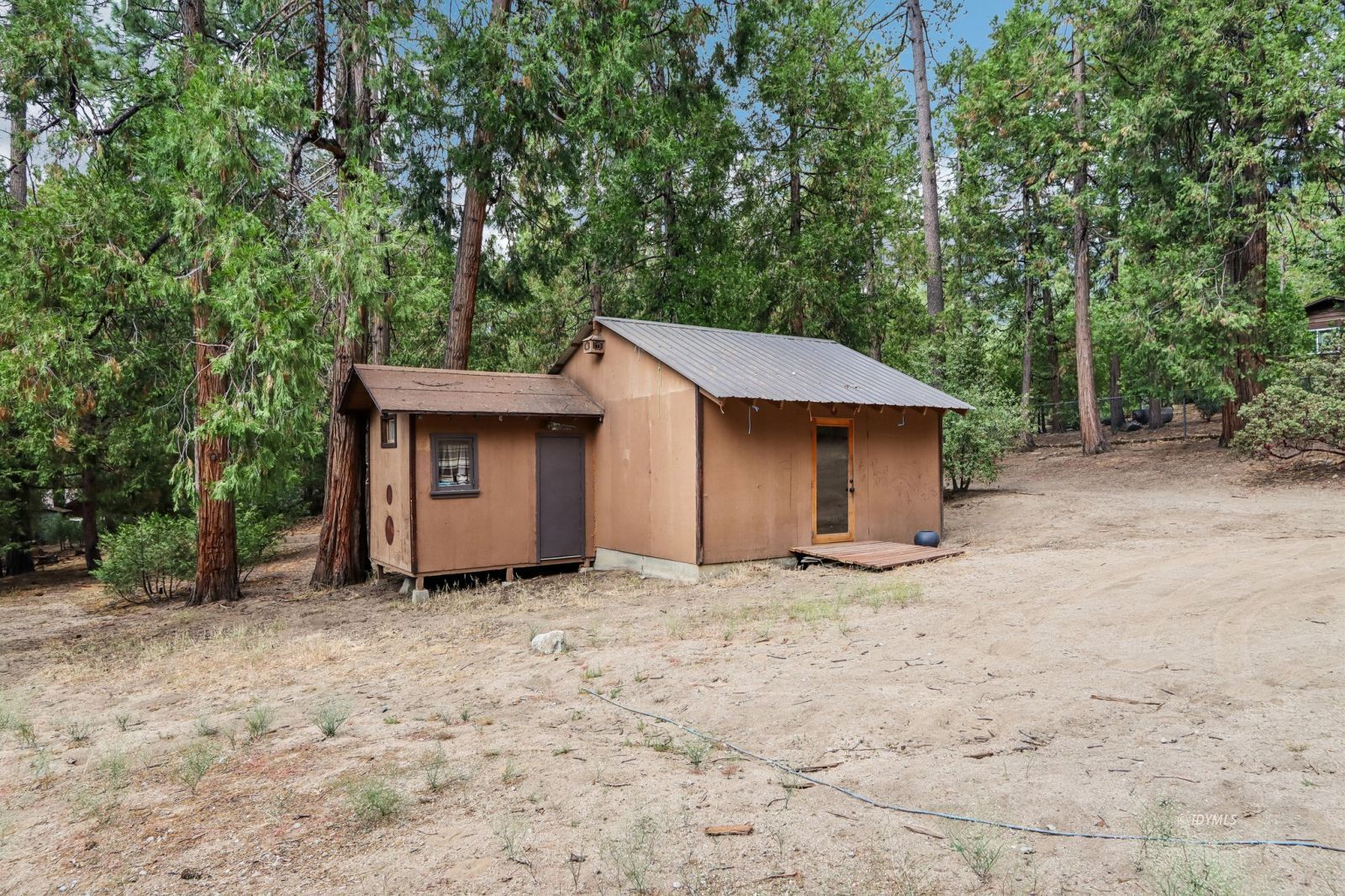 Property Photo 28