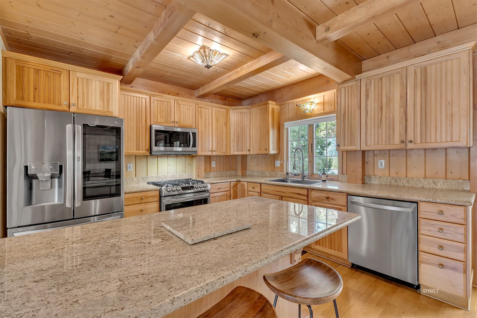 Property Photo 21