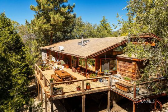 feature listing property photo