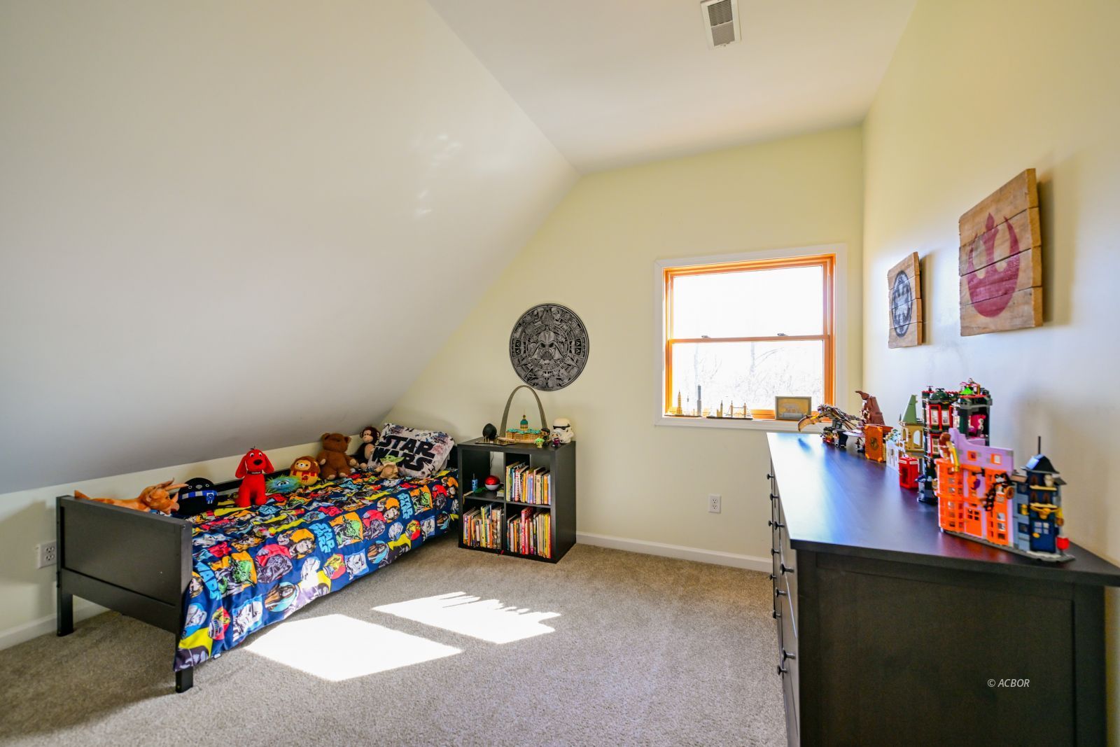 14 Old Peach Ridge Rd