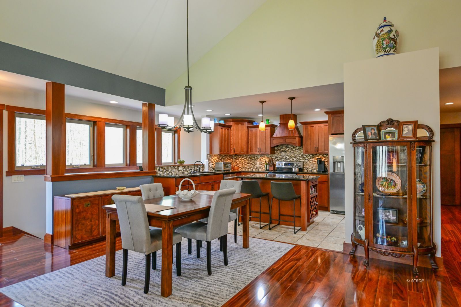 14200 Kincade
