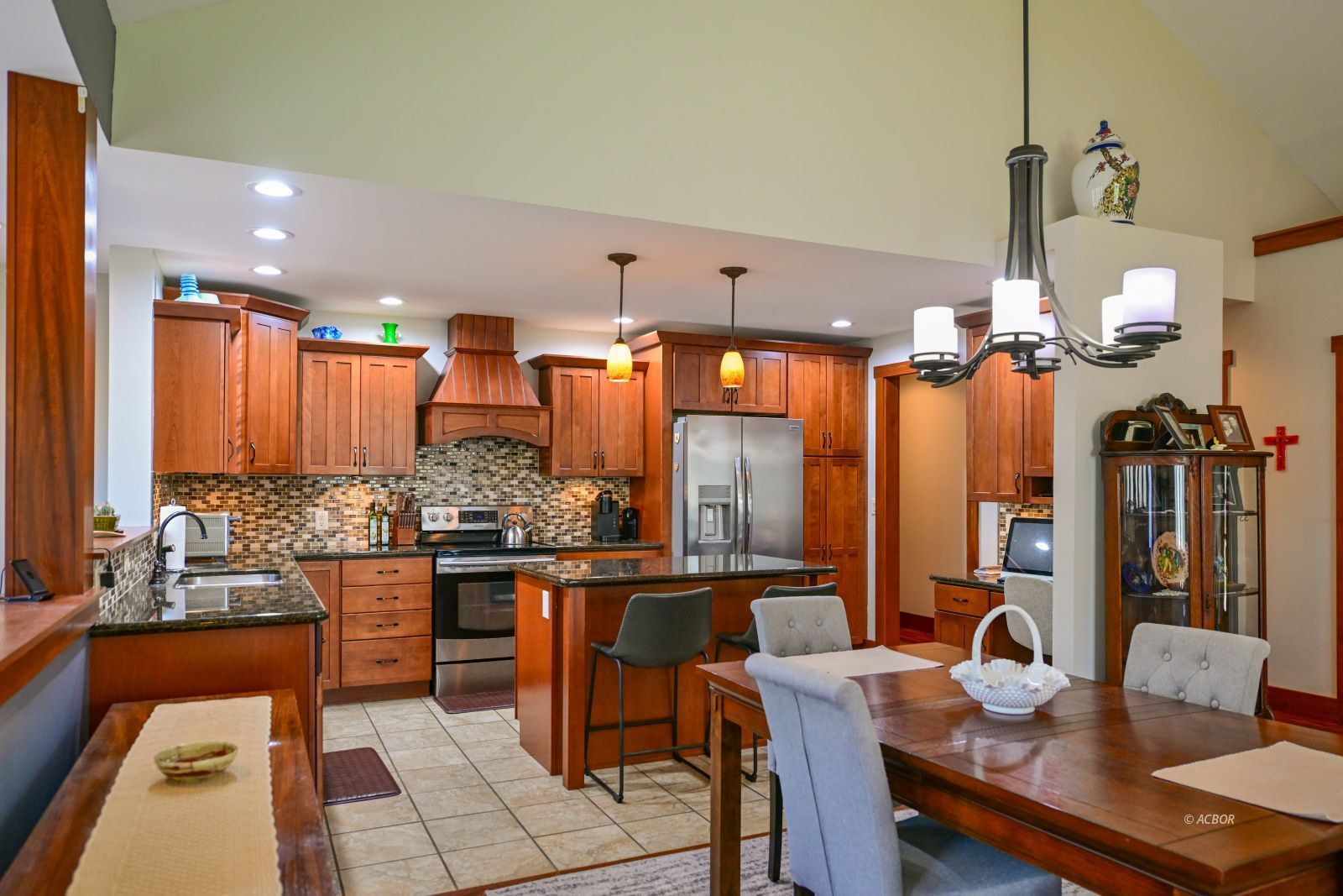 14200 Kincade